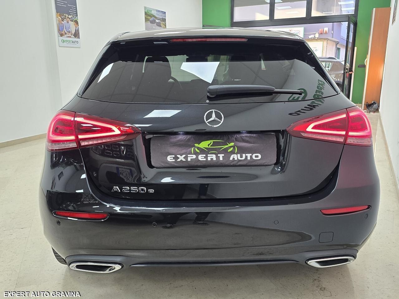 MERCEDES A250E AMG SPORT