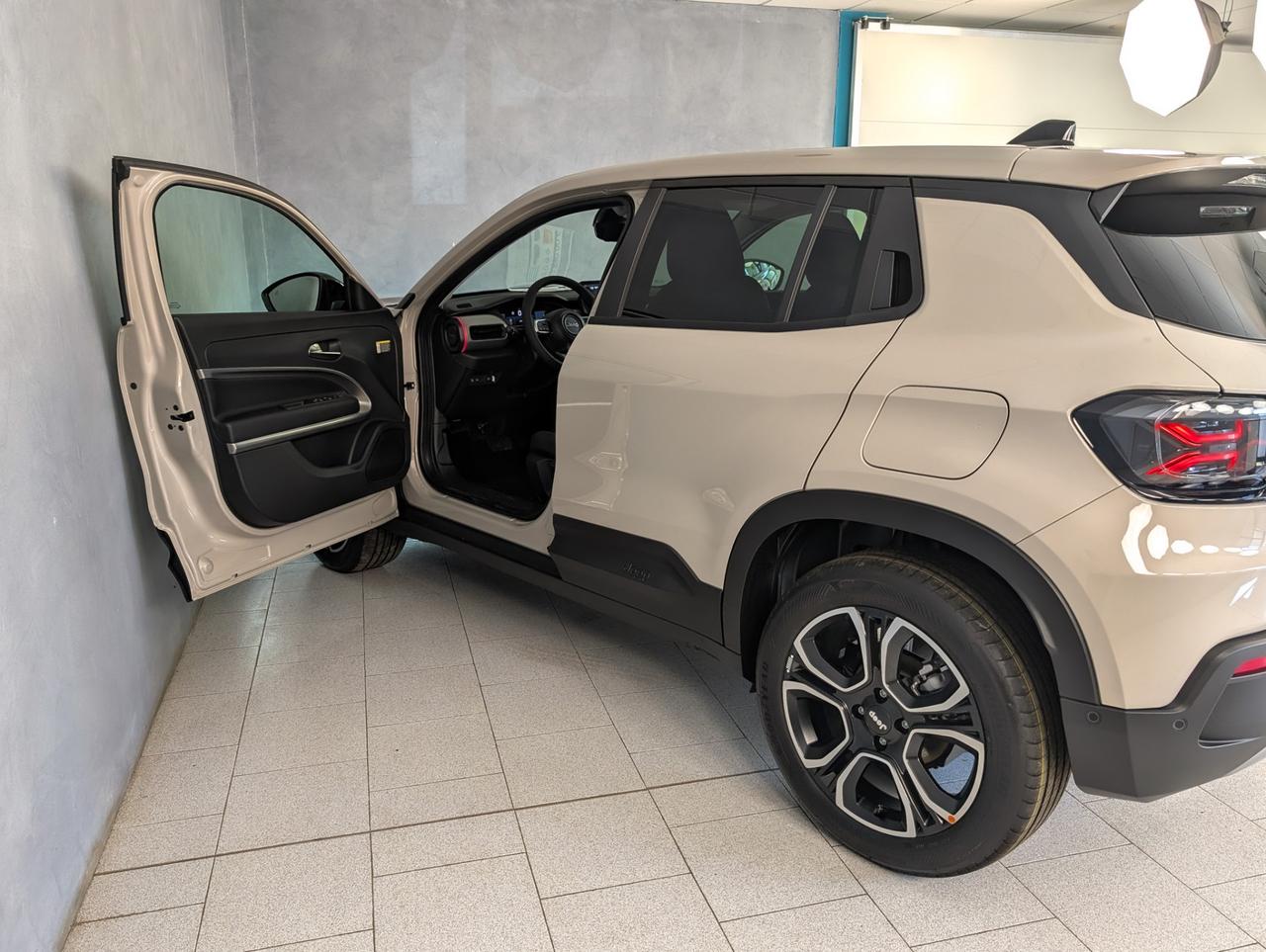 Jeep Avenger 1.2 Turbo E-Hybrid 110cv eDCT6 Summit