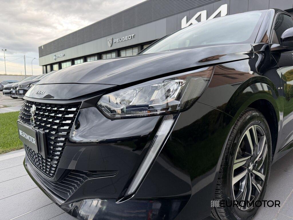 Peugeot 208 5 Porte 1.2 PureTech Allure Navi Pack