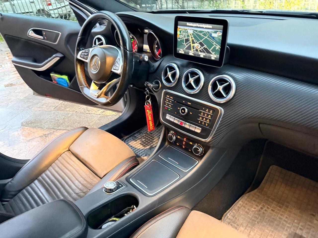 Mercedes-benz A 200 d Automatic Premium 11/2016