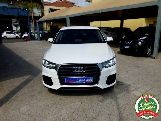 AUDI Q3 2.0 TDI 120 CV Business