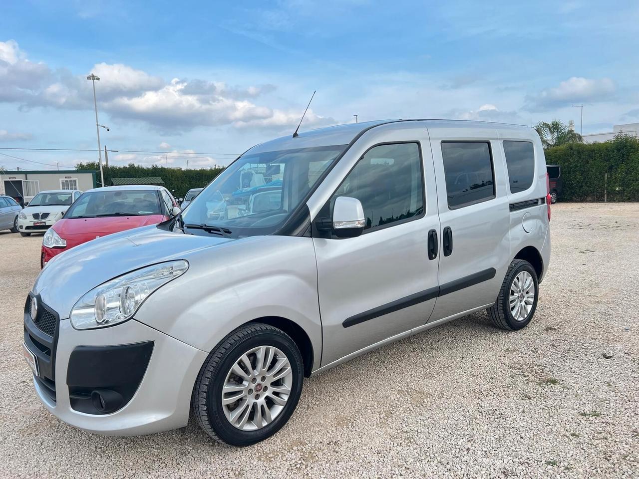 Fiat Doblo 2.0 mjt 5 posti autovettura
