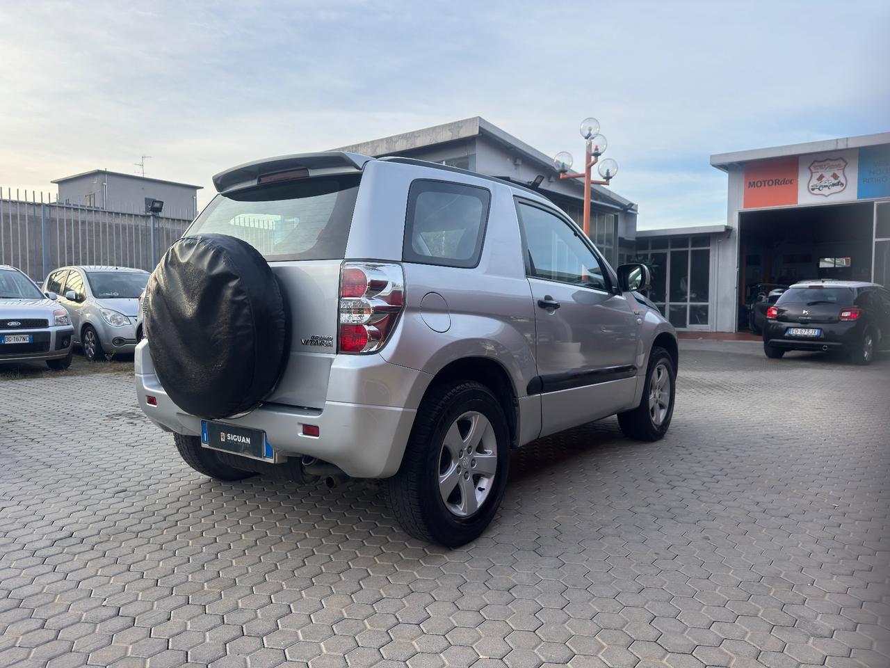 Suzuki Grand Vitara ADATTA A NEOPATENTATI 1.6 16V 3 porte