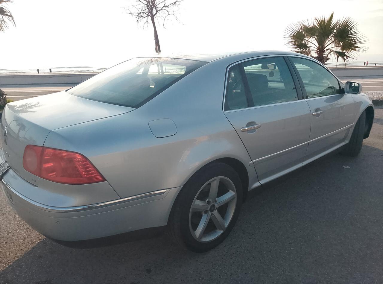 Volkswagen Phaeton 3.0 V6 TDI DPF 4mot. tip. 5 posti