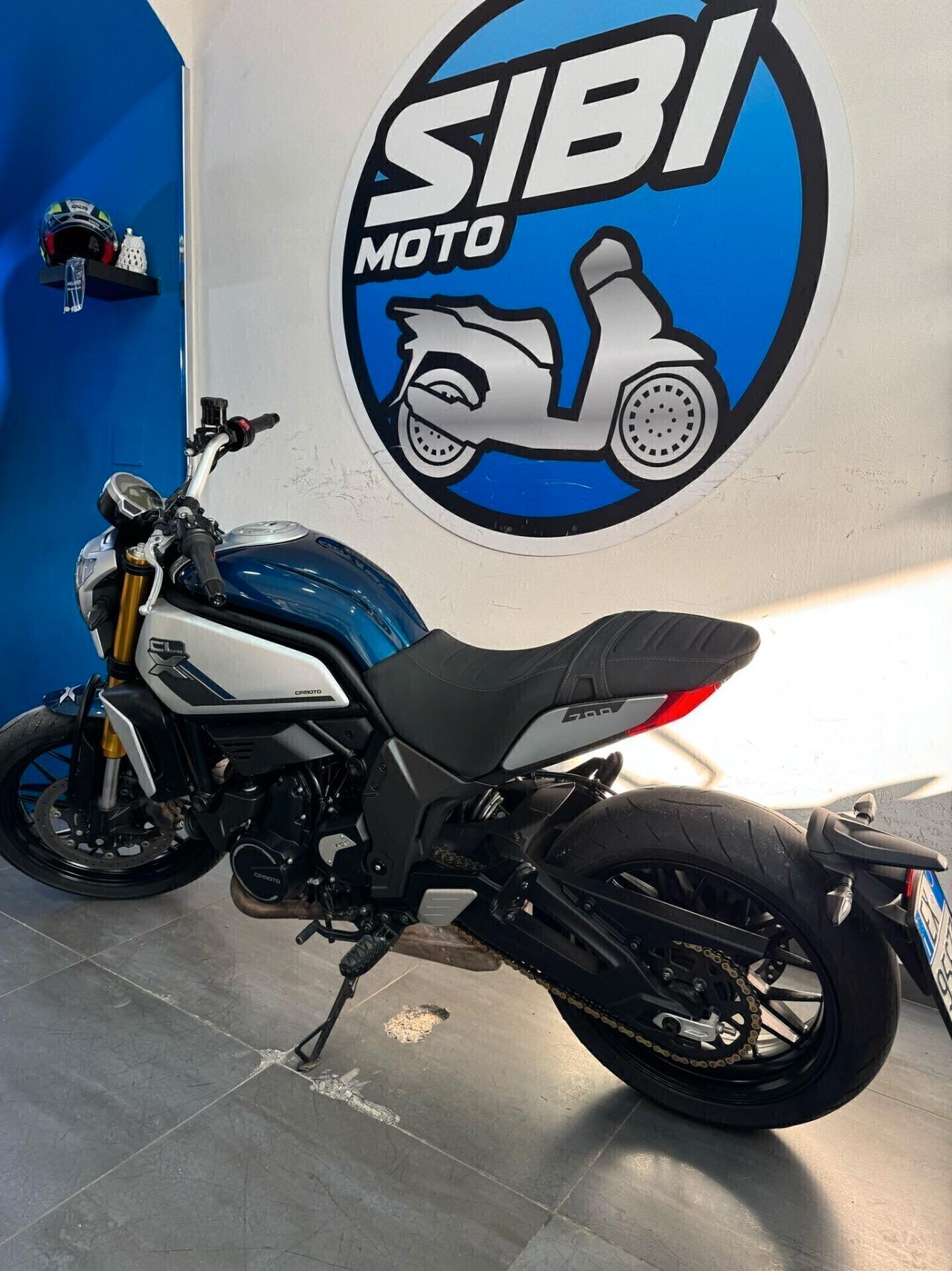 Cf moto Cl-700