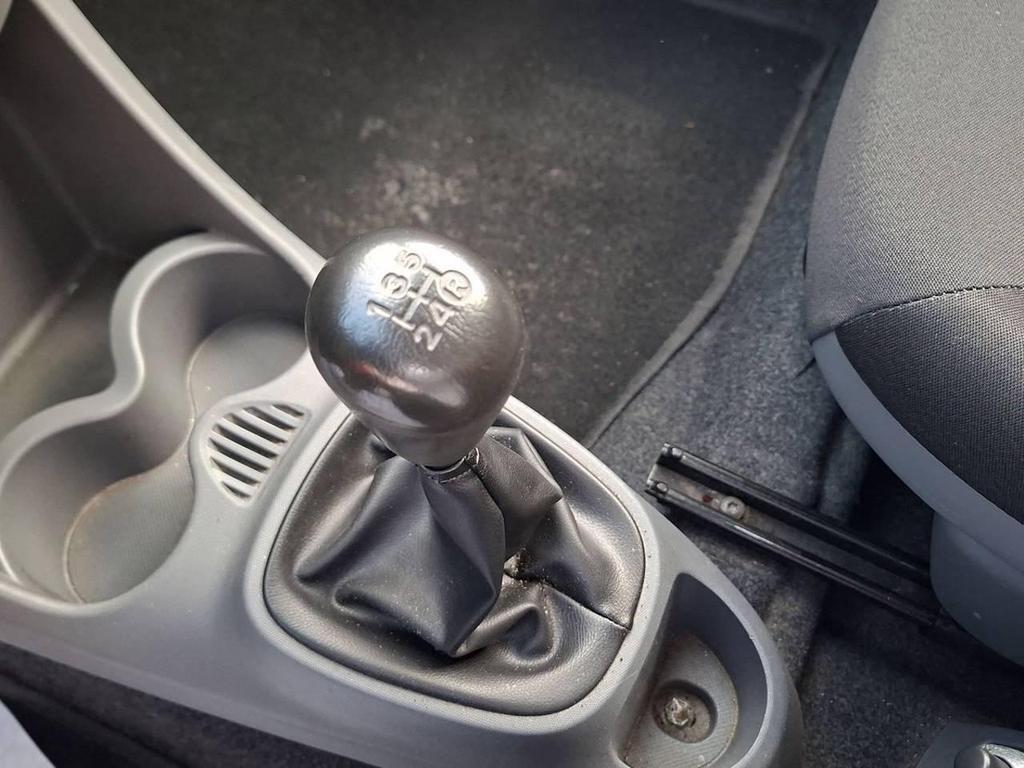 Toyota Aygo 3 Porte 1.0 Now Red Edition