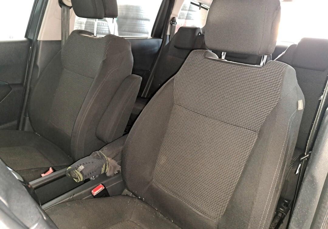 Peugeot 5008 2.0 HDi 150CV Tecno 7 posti