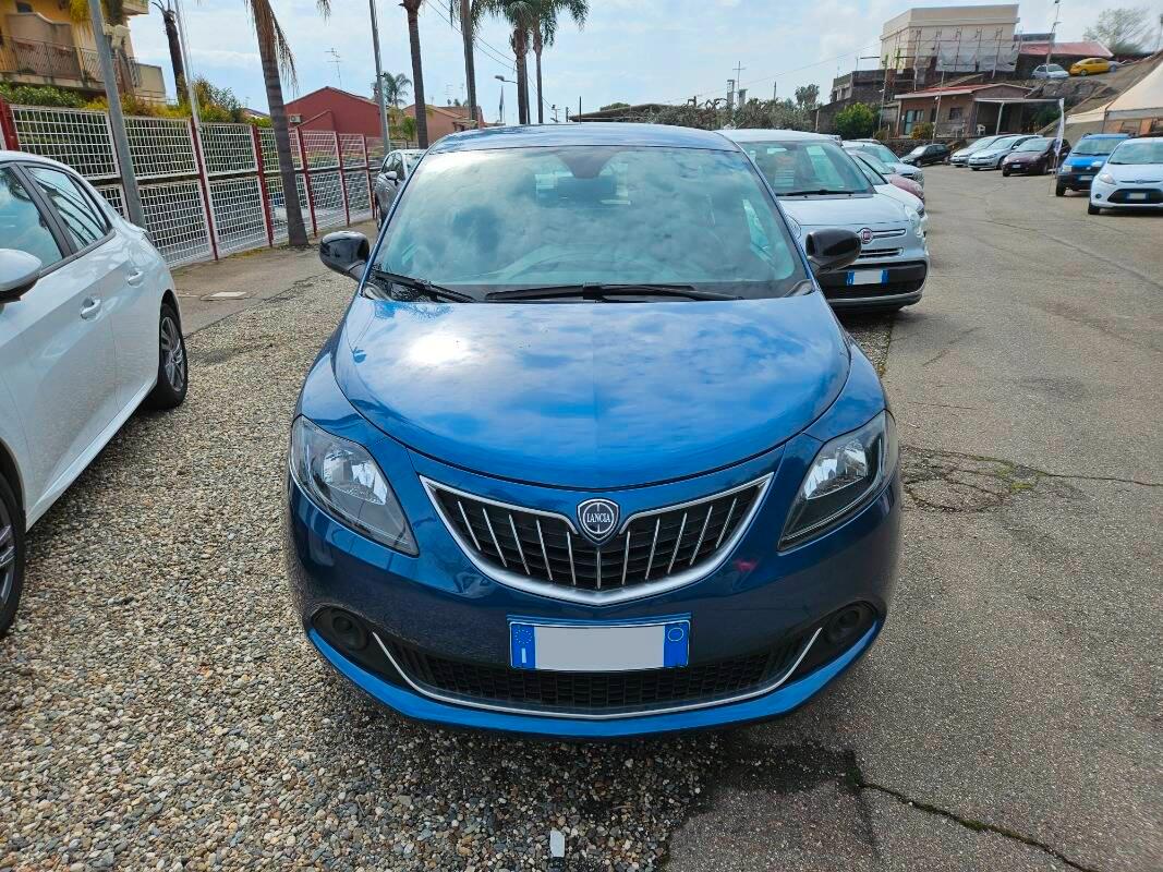 Lancia Ypsilon III 1.0 firefly hybrid Silver s&s 70cv