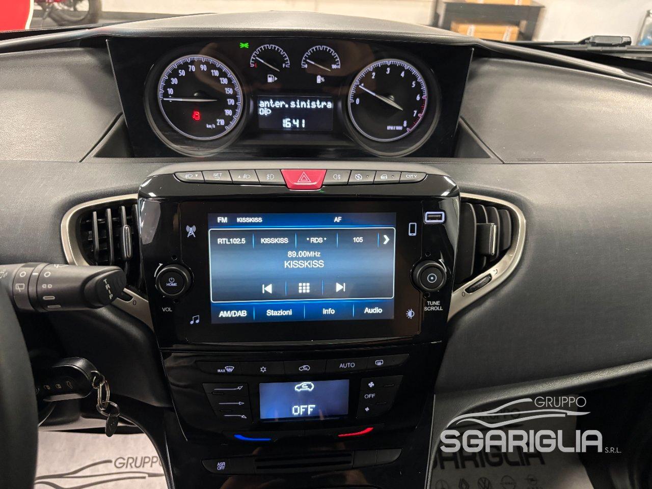 Lancia Ypsilon 1.0 Benzina Hybrid Ecochic Gold 5 Porte