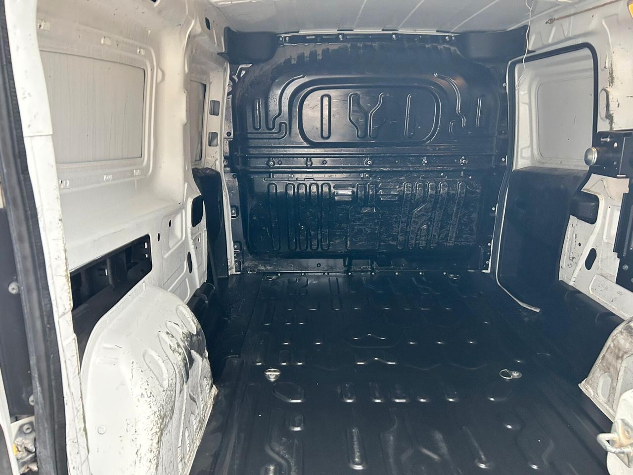 Fiat Doblò 1.4 metano 2020