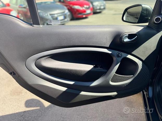 SMART ForTwo EQ Racingreen PARI AL NUOVO