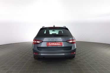 SKODA Superb Superb Wagon 1.6 TDI DSG Ambition/SCR