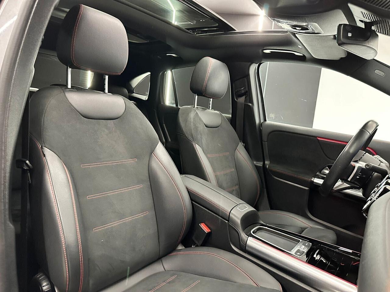 Mercedes GLA 220 190 CV 4Matic Night Edition 2024