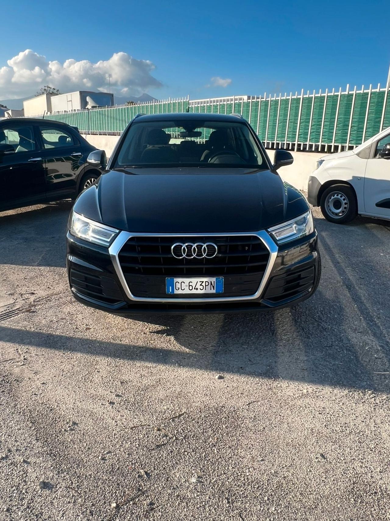 Audi Q5 30 TDI S tronic Business