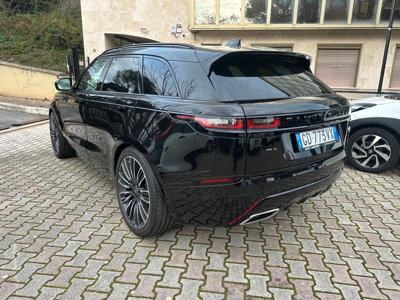 Range Rover Velar 04/21 km.18130 3.0D i6 300cv R-Dy. SE