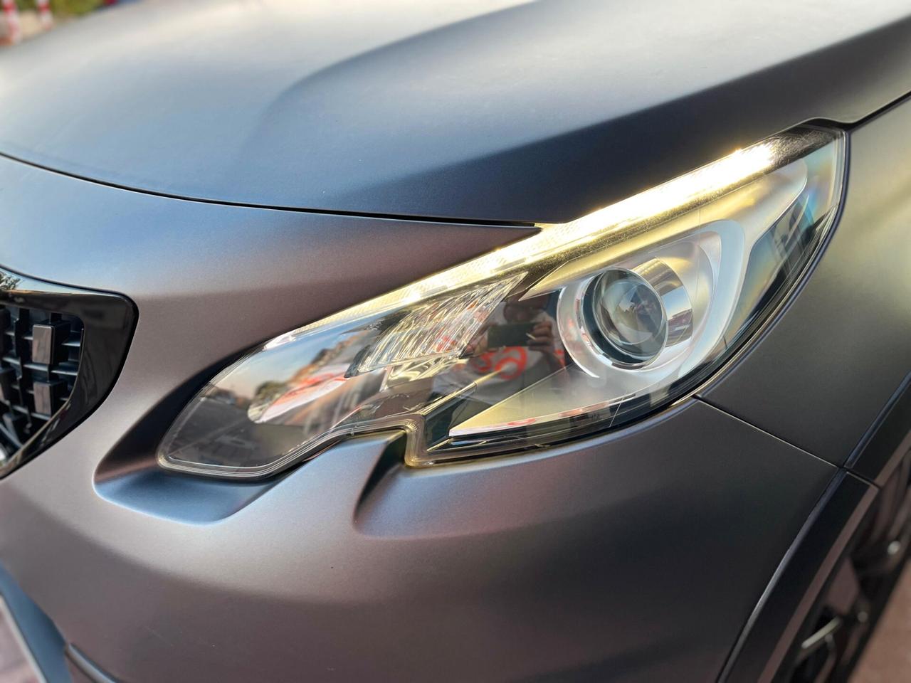 Peugeot 2008 BlueHDi 120 S&S Black Matt