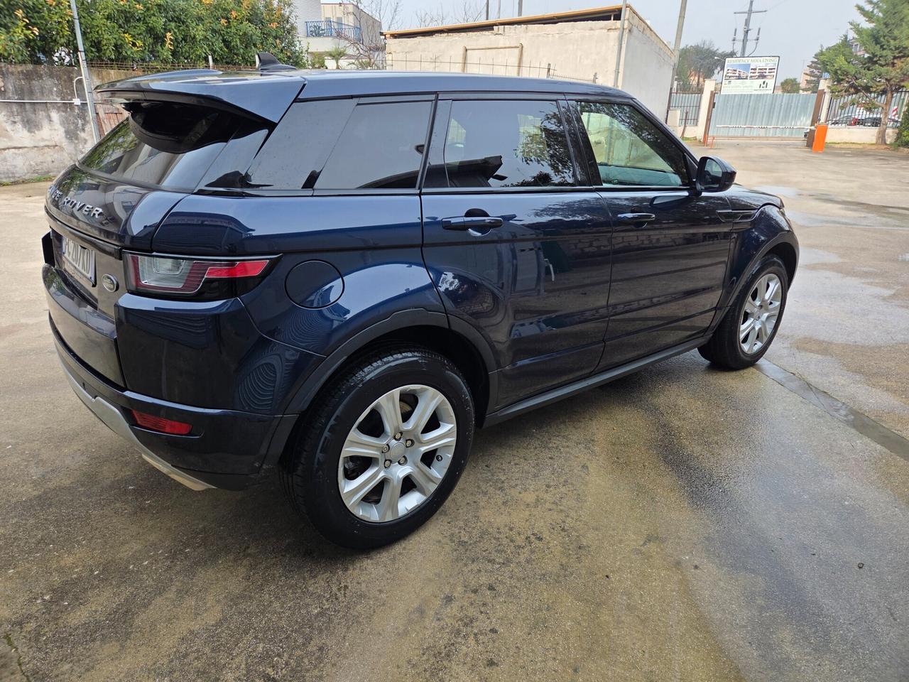 Land Rover Range Evoque 2.0 TD4 180 CV 5p. Autobiography