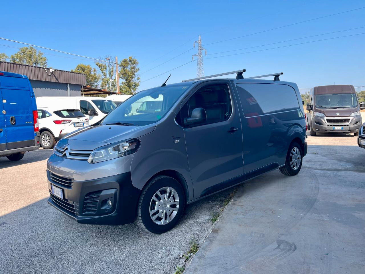 CITROËN JUMPY CLUB M BLUEHDI 100 S&S FURGONE