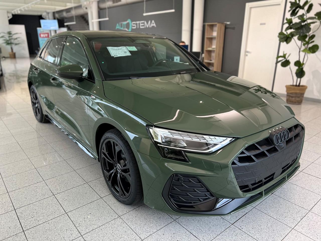 AUDI A3 IV 2024 Sportback Sportback 35 2.0 tdi S line Edition s-tronic - TETTO!