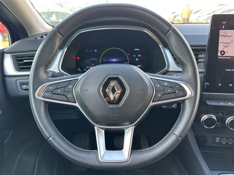 Renault Captur Captur 1.6 E-Tech hybrid Techno Fast Track 145cv auto