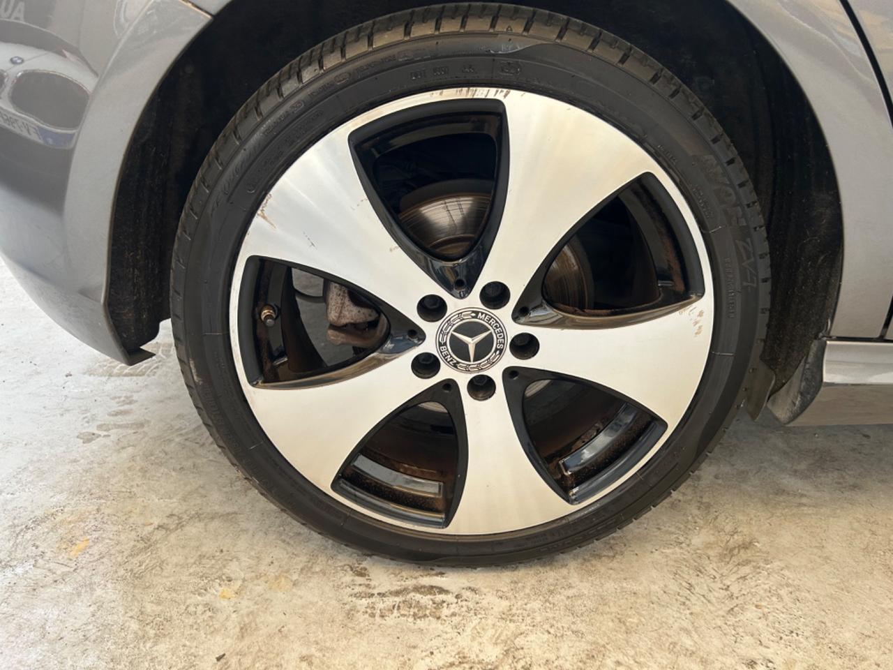 Mercedes-benz A 180 d Automatic Premium