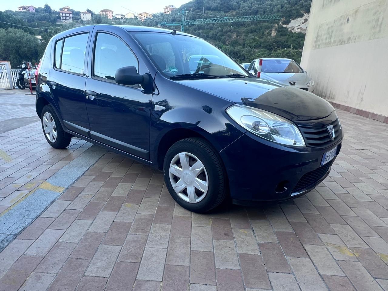 Dacia Sandero 1.2 16V SOLO 35.000 KM