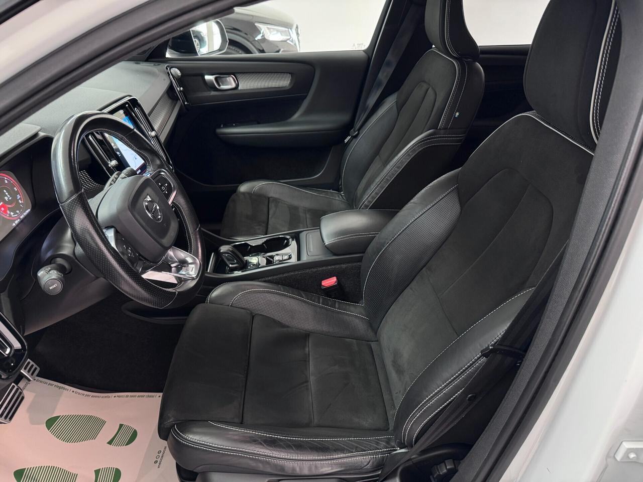 VOLVO XC40 2.0D 190cv GEARTRONIC 4WD R-DESIGN