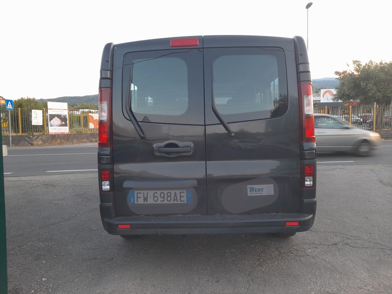Nissan NV300 27 1.6 dCi 120CV PC-TN Bus M1