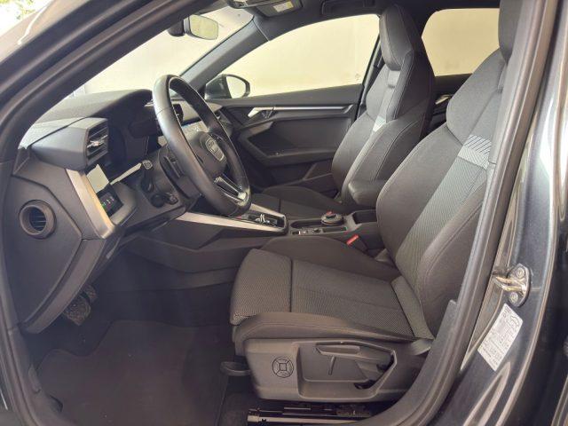 AUDI A3 Sedan 30 TDI S line edition