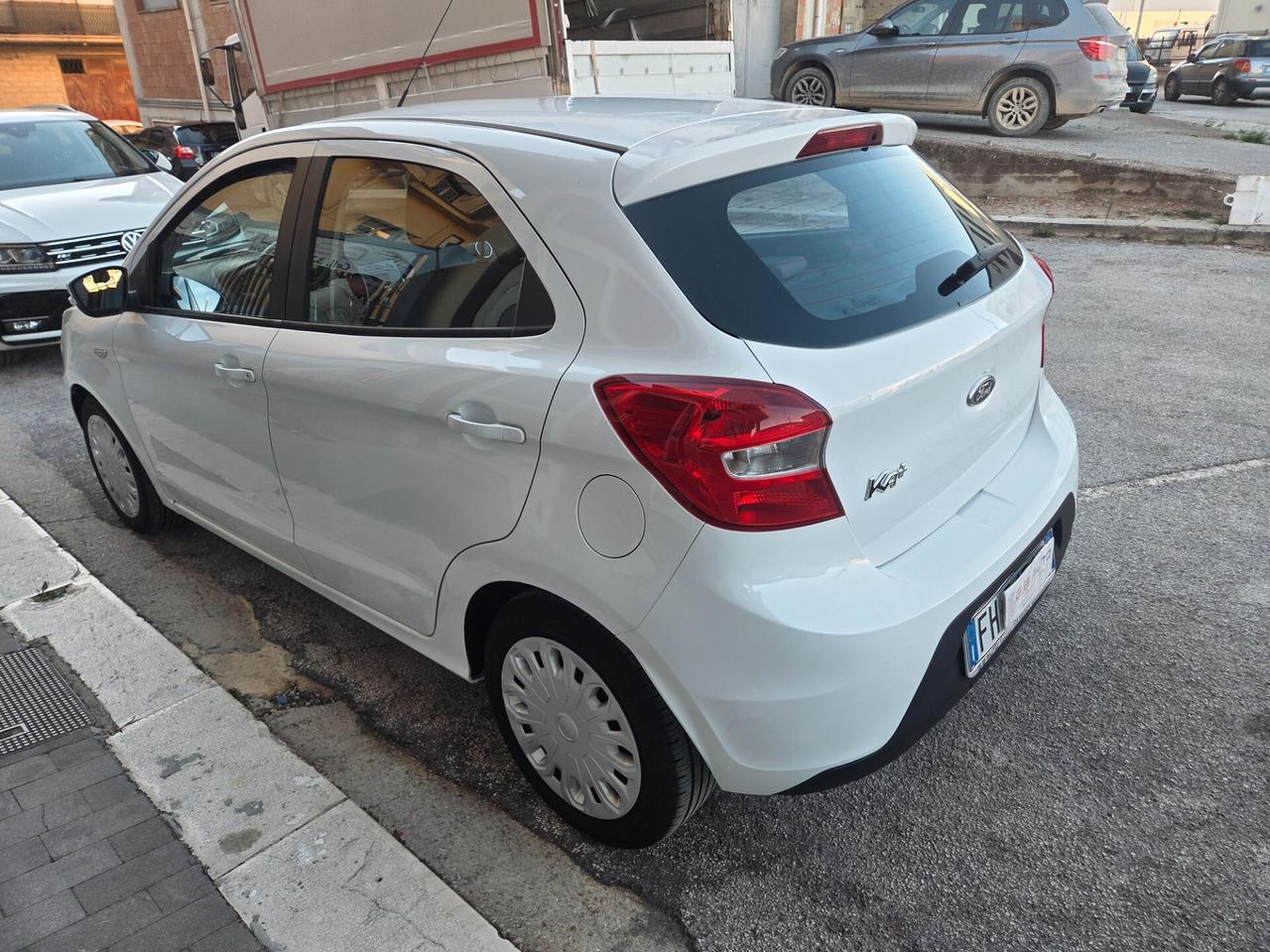 FORD KA 1.2 BENZINA 4 CILINDRI KM CERTIFICATI
