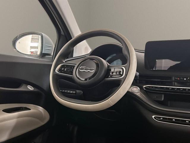 FIAT 500e Berlina 42 kWh La Prima 320 Km Autonomia