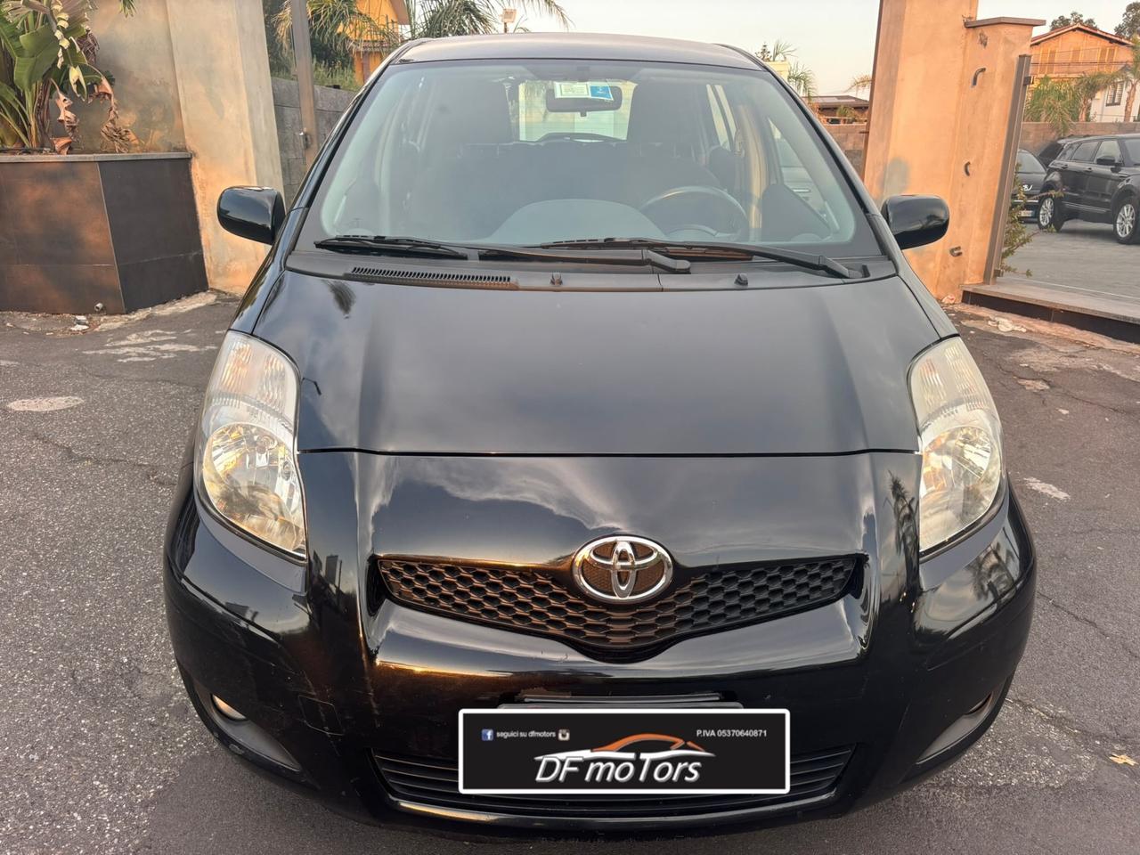 Toyota Yaris 1.3 5 porte Sol-2011