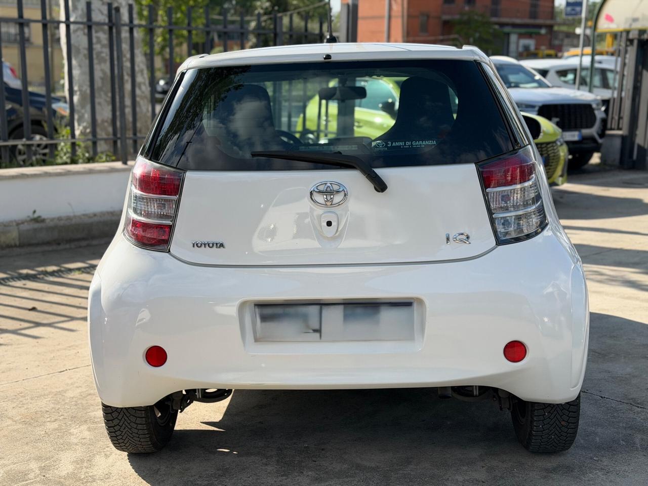 Toyota iQ 1.0 Sol