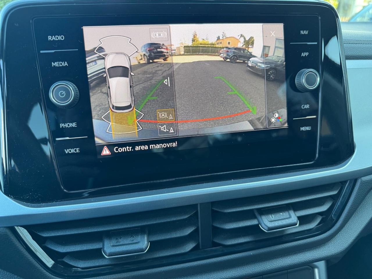 Volkswagen T-Roc 2.0 tdi Edition Plus 115cv NO VINCOLI/FARI IQLight