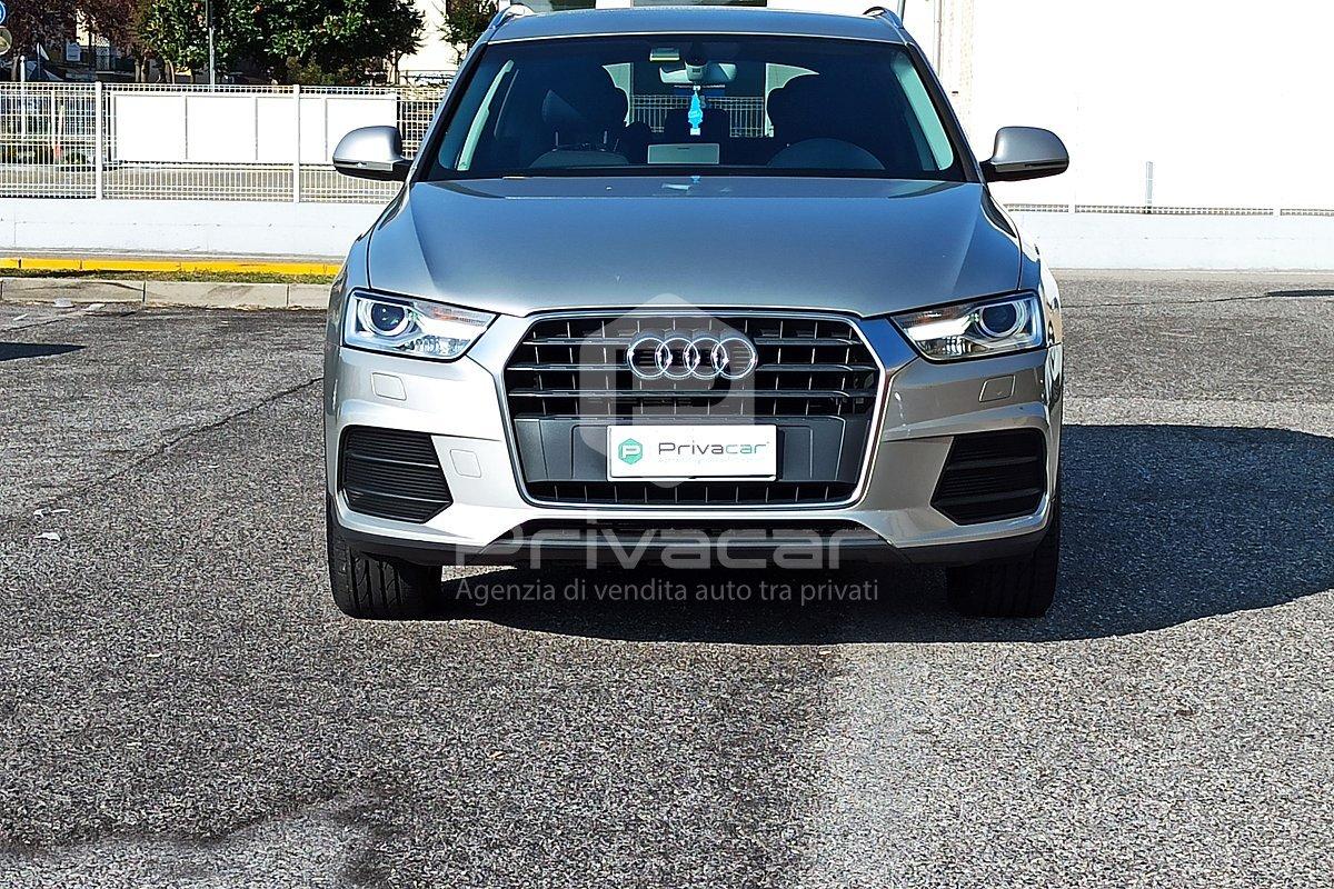 AUDI Q3 2.0 TDI 150 CV Business