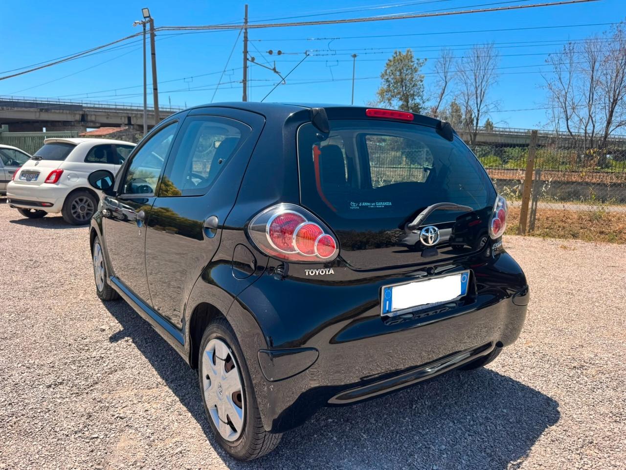 Toyota Aygo 1.0 12V VVT-i 5 porte Deep Ocean Connect