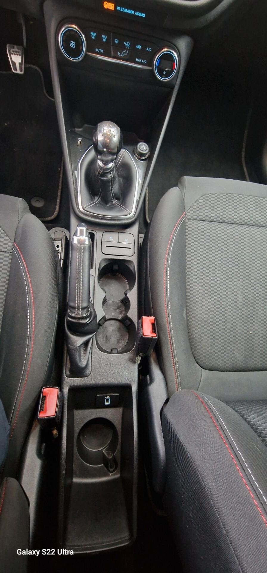 Ford Fiesta 1.5 TDCi 5 porte ST-Line