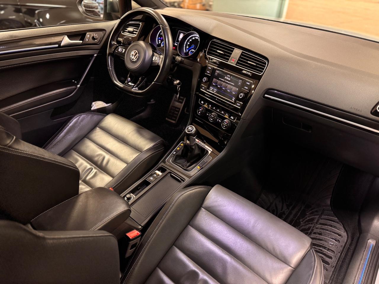 Volkswagen Golf R 2.0 TSI 4MOTION 3p. BMT