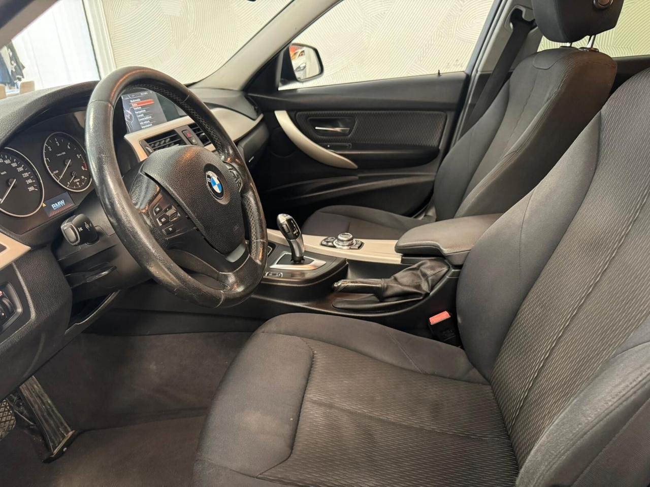 Bmw 320 320d xDrive Touring Sport