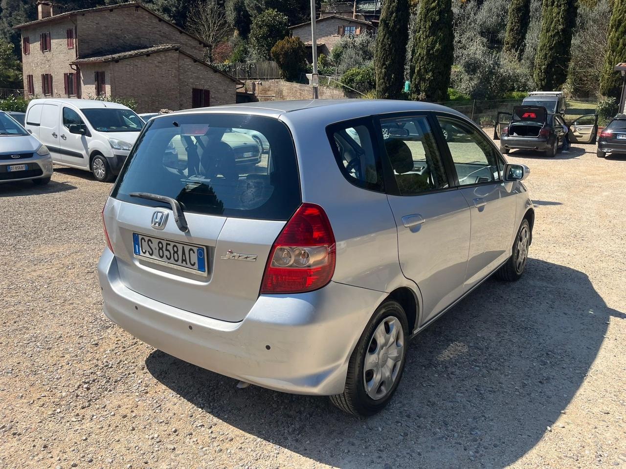 Honda Jazz 1.4 Benzina - Automatico - Neopatentati