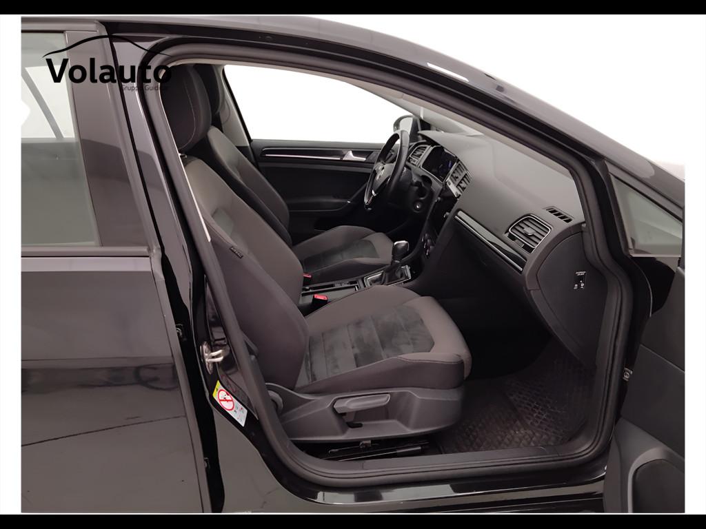 VOLKSWAGEN Golf VII 2017 5p - Golf 5p 1.5 tsi Executive 130cv dsg