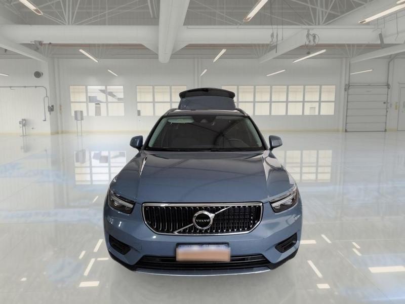 VOLVO XC40 T3 AUTOMATICO MOMENTUM PRO SUV