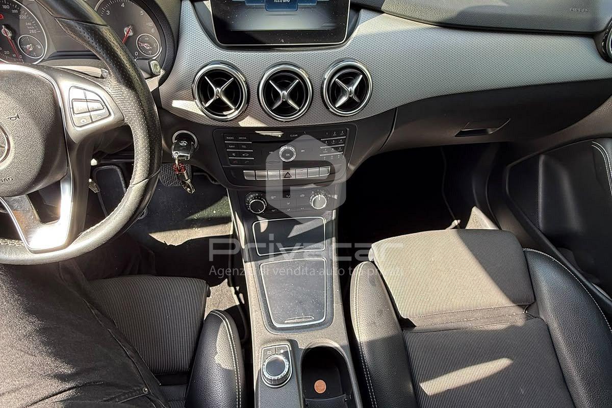 MERCEDES B 180 d Automatic Executive