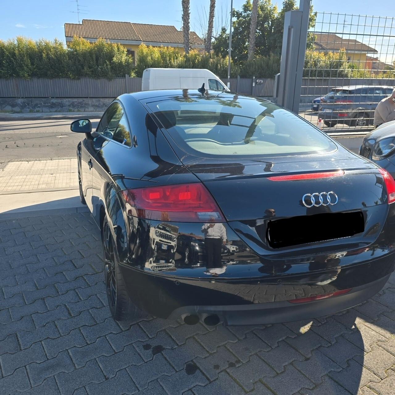 Audi TT Roadster 2.0 TFSI