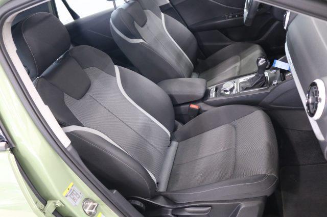 AUDI Q2 35 TDI quattro S tronic S line Edition