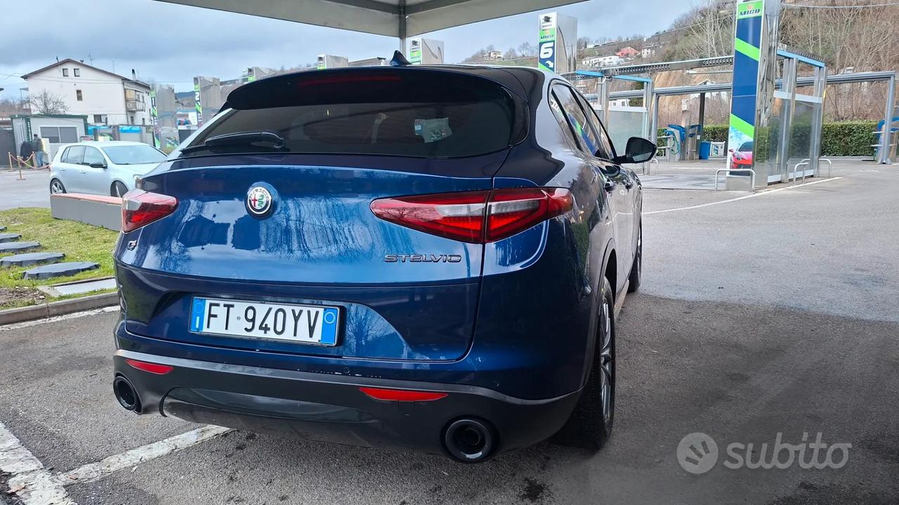 alfaromeo stelvio 2.2 160cv 2awd