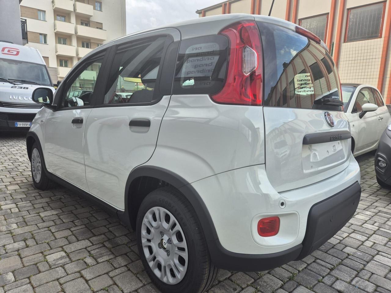 Fiat Panda 1.0 FireFly S&S Hybrid Pandina OK NEOPA