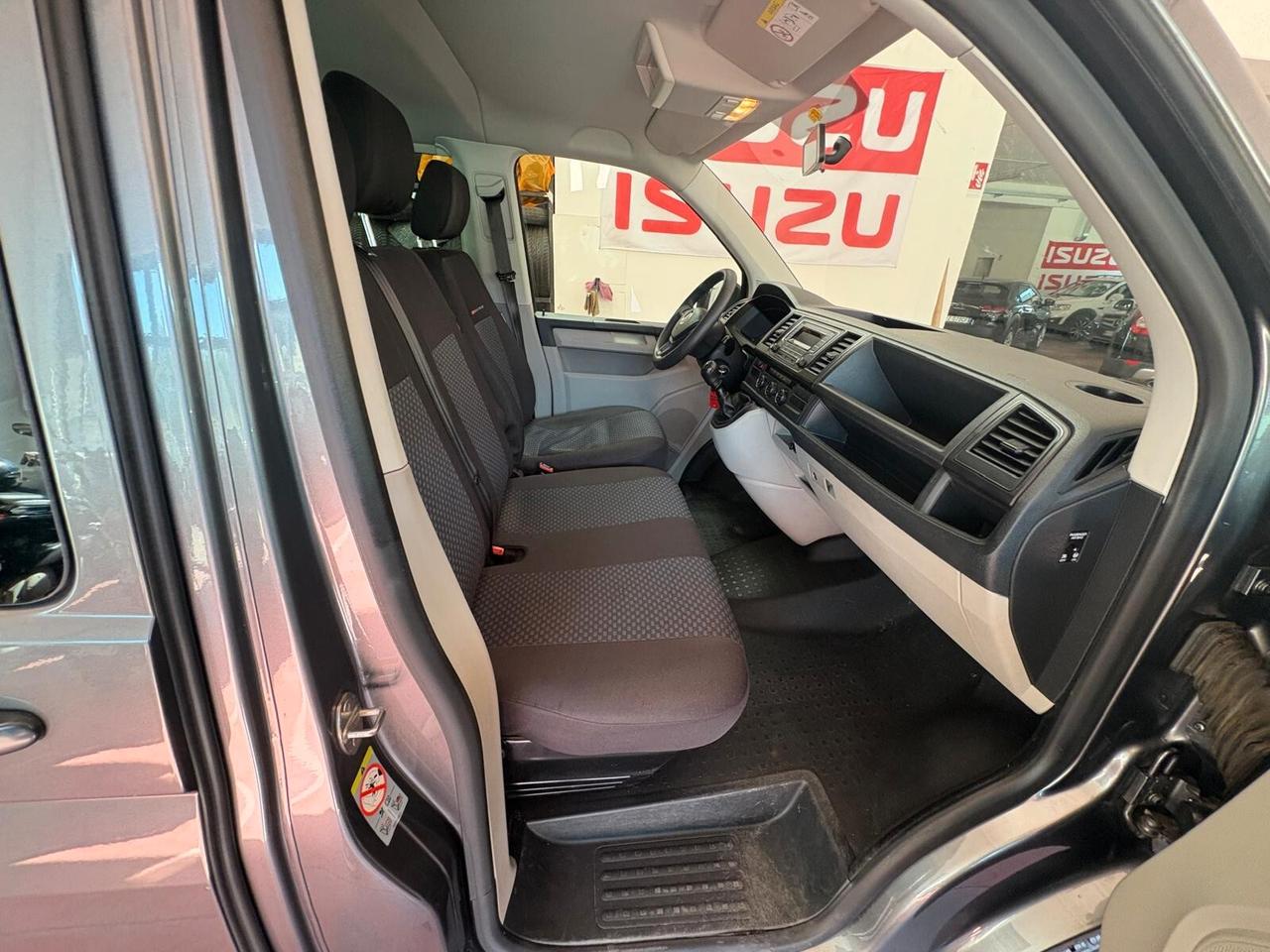 VOLKSWAGEN CARAVELLE Diesel 2.0 TDI CV 150 Km 181.933 garanzia 12 mesi