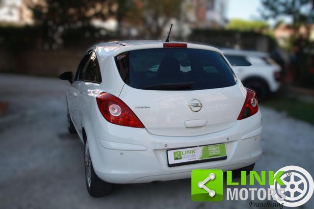 OPEL Corsa 1.2 3 porte b-color NEOPATENTATI