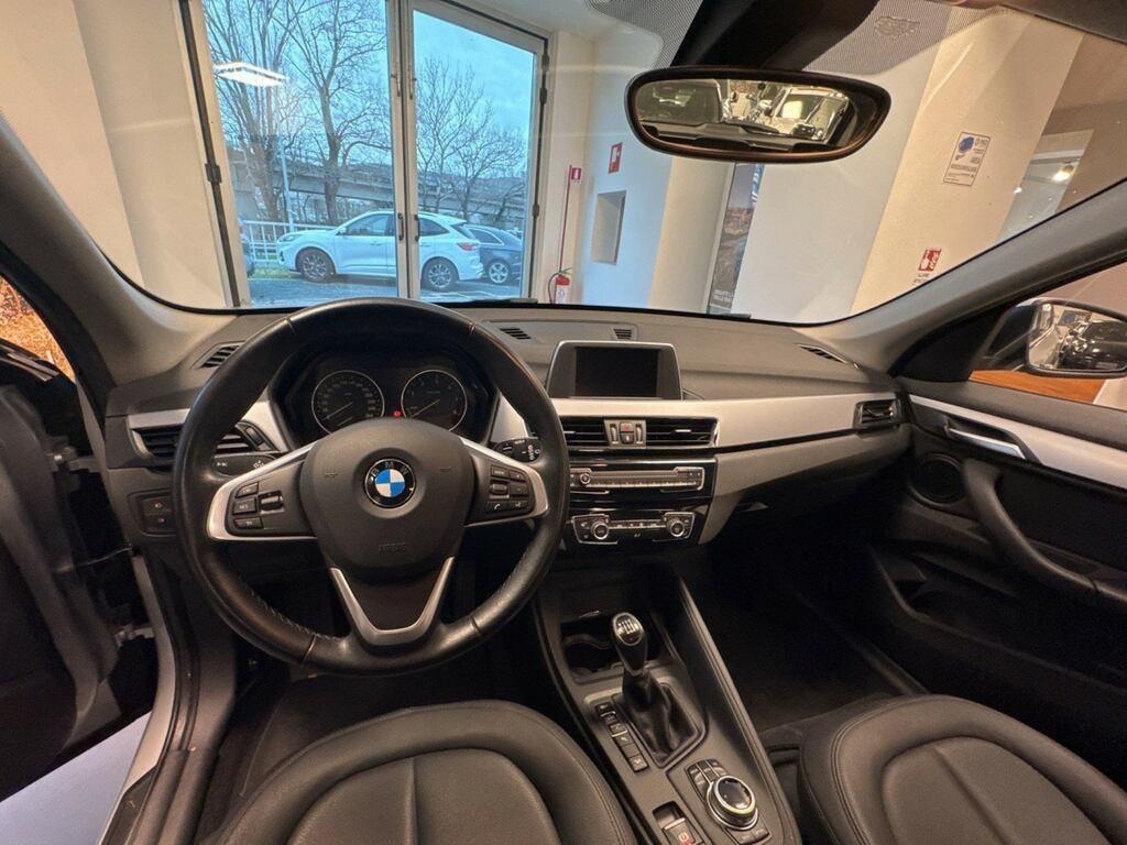 BMW X1 18 d Advantage xDrive